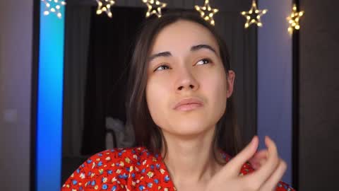  Gwen  online show from 01/17/25, 10:45