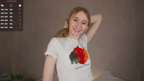  Gwen  online show from 09/20/25, 04:13