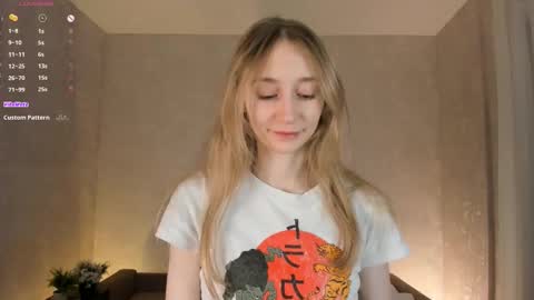  Gwen  online show from 11/12/25, 03:07