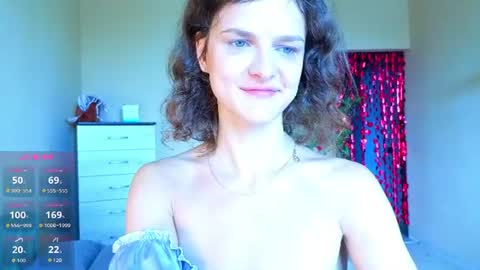 Sophia online show from 07/16/26, 09:26