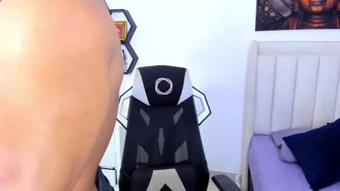 _matthew_santos_ online show from 02/11/26, 03:22