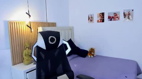 _matthew_santos_ online show from 04/17/26, 12:35