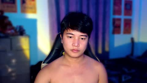 Snapshot of _maxurbate chatting on 01/31/25, 01:56 MAX Dont forget to follow online show from 01/31/25, 01:56