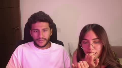 max and abby online show from 07/10/26, 12:37