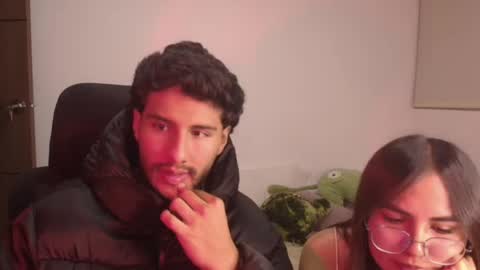 max and abby online show from 07/17/26, 02:18