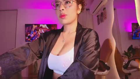 Marce  online show from 10/01/25, 12:11