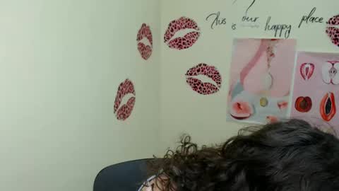 Susie online show from 02/04/25, 04:29