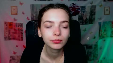 Susie online show from 04/15/26, 06:31