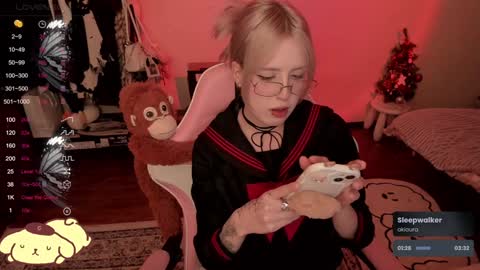 Snapshot of _meowmiko__ chatting on 01/12/25, 08:25 miko3 online show from 01/12/25, 08:25