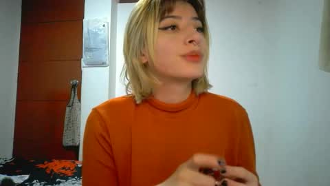 Mia-foster online show from 04/17/26, 06:44