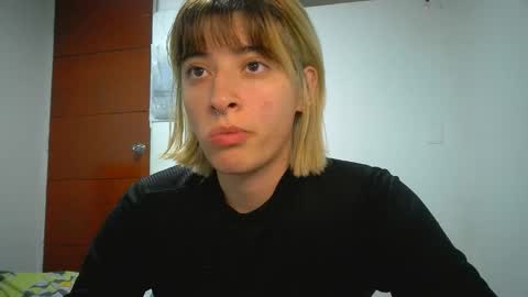 Snapshot of _mia_foster1 chatting on 04/23/26, 02:02 Mia-foster online show from 04/23/26, 02:02
