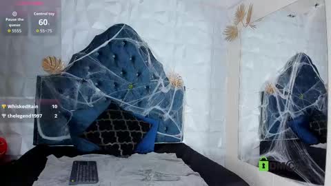 _mia_milf_ online show from 10/09/25, 01:47