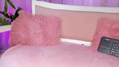 mia online show from 01/17/26, 07:39