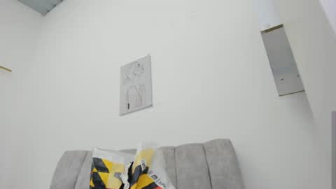 Snapshot of _miarose__ chatting on 06/19/26, 02:10 Miarose online show from 06/19/26, 02:10