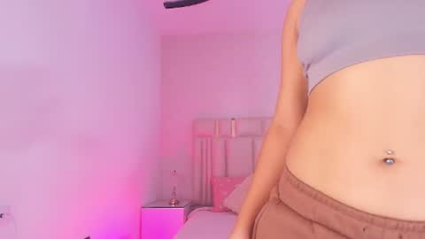 Mia  online show from 07/01/26, 11:56