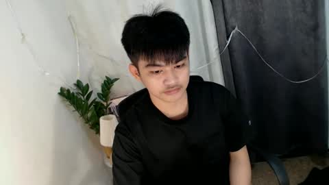 _mikko_moto_ online show from 04/13/26, 11:27