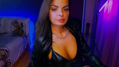 Milani online show from 05/13/26, 05:32