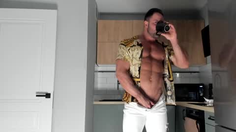 _miles19 online show from 05/08/26, 11:26