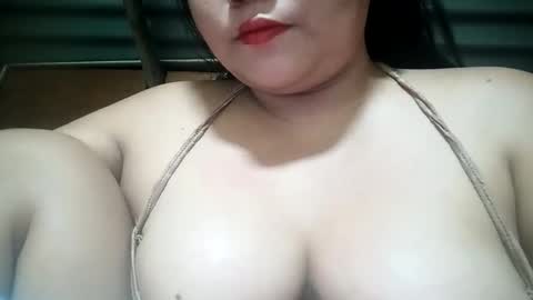 _milkytitsmomxx_ online show from 05/09/26, 04:56