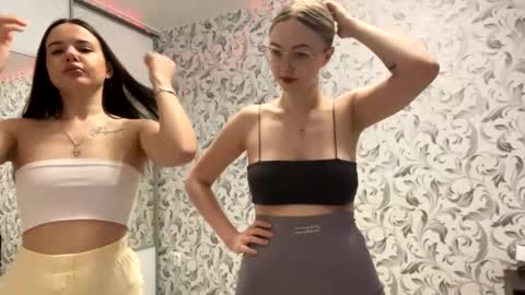 Lana online show from 04/14/26, 11:05