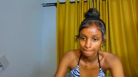 Snapshot of _mimimars chatting on 03/01/26, 02:13 Mimi online show from 03/01/26, 02:13