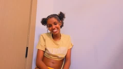 Mimi online show from 04/08/26, 02:50