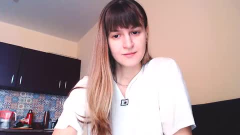 Snapshot of _minnie_boo_ chatting on 12/15/24, 09:24 Boo online show from 12/15/24, 09:24