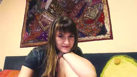 Snapshot of _minnie_boo_ chatting on 09/18/25, 07:27 Boo online show from 09/18/25, 07:27