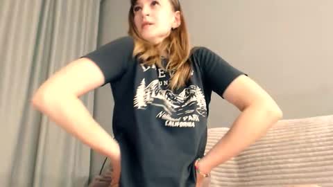 Snapshot of _minnie_boo_ chatting on 11/14/25, 05:55 Boo online show from 11/14/25, 05:55