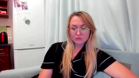 Eva online show from 10/10/25, 08:19