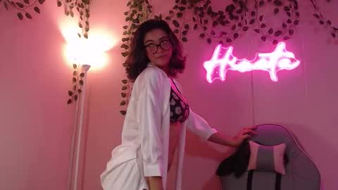 Hinata 3 online show from 11/20/25, 01:55