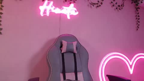 Hinata 3 online show from 04/24/26, 01:24