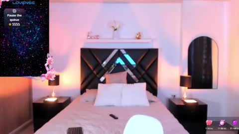 mizuki  online show from 03/05/26, 03:08