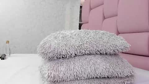 _molly_rosse_ online show from 03/06/25, 12:41