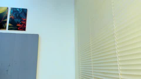 _molly_rosse_ online show from 10/14/25, 12:28