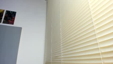 _molly_rosse_ online show from 11/13/25, 11:31