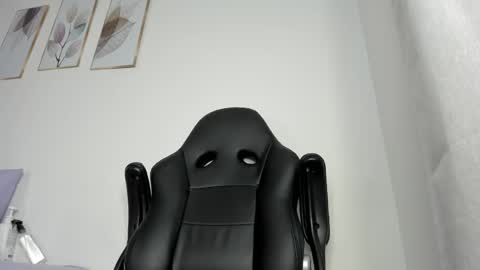 Snapshot of _molly_rosse_ chatting on 06/08/26, 12:16 _molly_rosse_ online show from 06/08/26, 12:16
