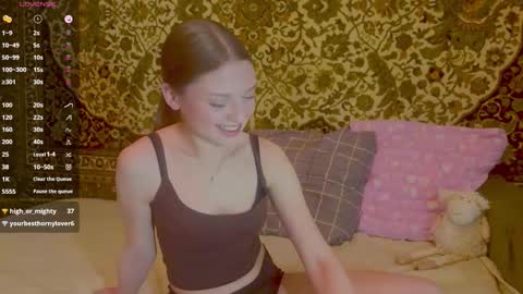 Snapshot of _monaflame_ chatting on 02/21/26, 02:18 Mona online show from 02/21/26, 02:18