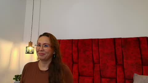 _monaliza_ online show from 05/16/26, 12:15