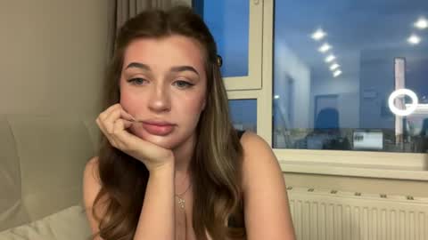 Becca Tony online show from 06/15/26, 05:59