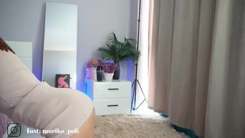 Snapshot of _moriko_ chatting on 09/11/25, 08:36 Moriko online show from 09/11/25, 08:36