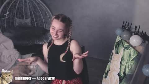 Snapshot of _mother_of_cats chatting on 10/03/25, 07:11 Debby online show from 10/03/25, 07:11