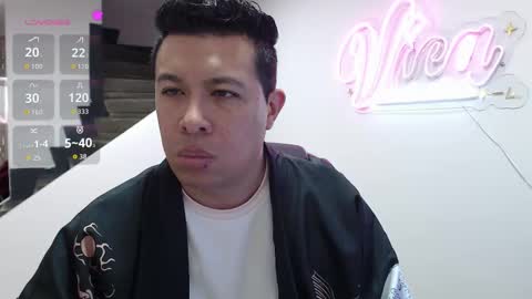 Panda  online show from 09/18/25, 03:25