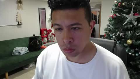 Panda  online show from 12/04/25, 02:21