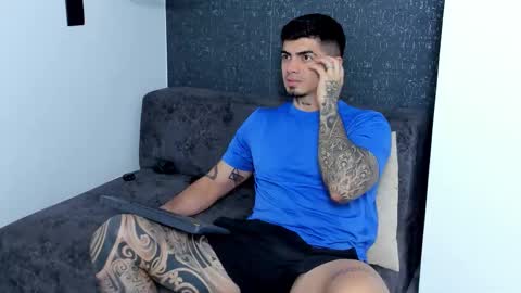 Snapshot of _mrcock_ chatting on 02/05/26, 11:20 _mrcock_ online show from 02/05/26, 11:20