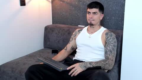 Snapshot of _mrcock_ chatting on 02/24/26, 11:47 _mrcock_ online show from 02/24/26, 11:47