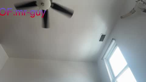 _mrguy_ online show from 09/27/25, 04:45