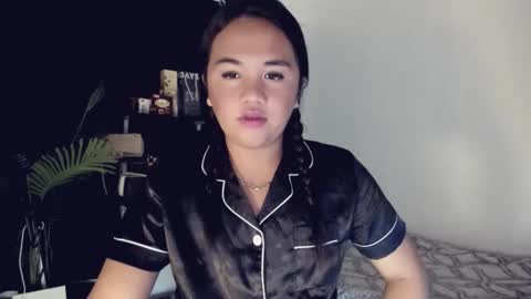 Angel online show from 03/26/26, 08:25