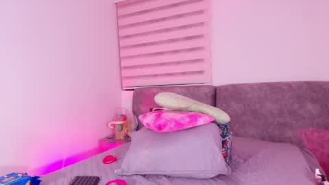 Luna online show from 07/18/26, 03:11