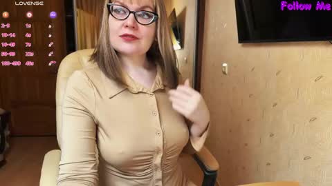 MagicWoman online show from 05/27/26, 04:20